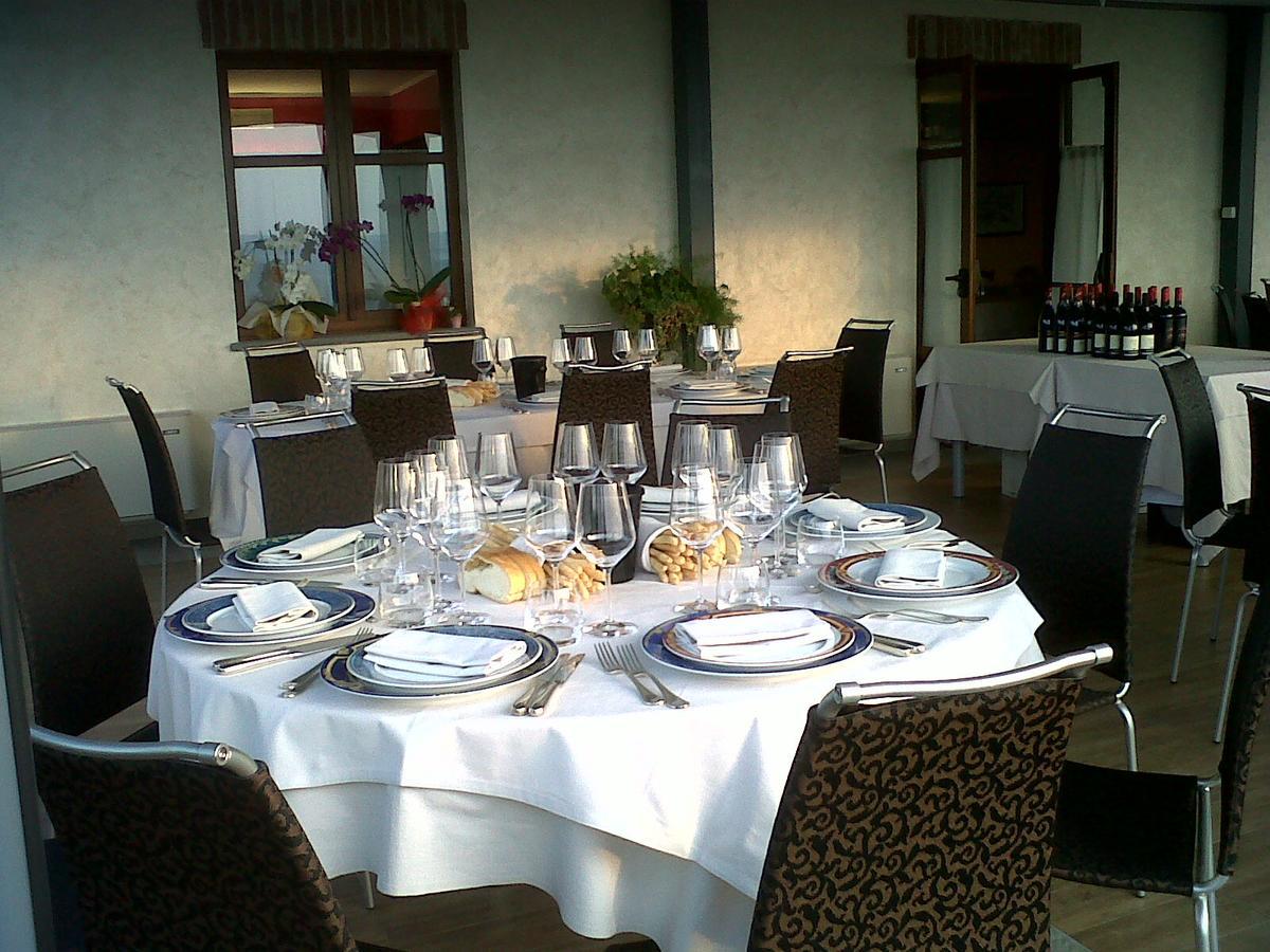 La Rosa Dei Vini Bed and Breakfast Serralunga d'Alba Eksteriør billede