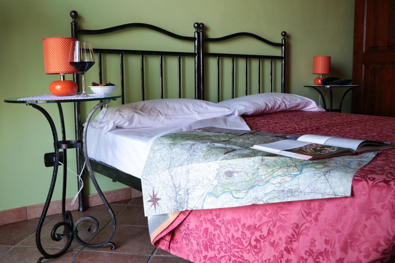 La Rosa Dei Vini Bed and Breakfast Serralunga d'Alba Eksteriør billede