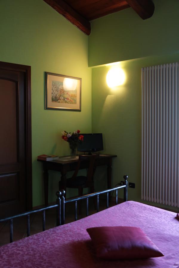 La Rosa Dei Vini Bed and Breakfast Serralunga d'Alba Eksteriør billede